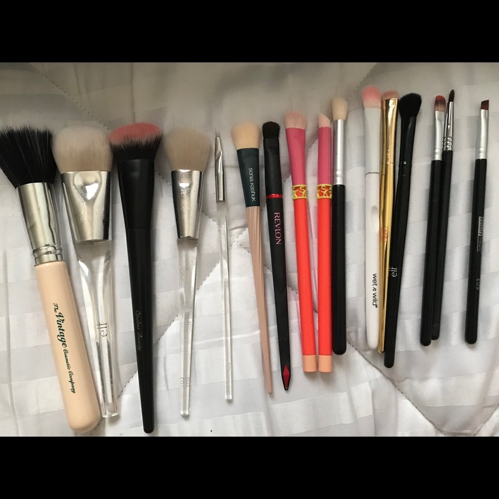 Makeup brushes bundle